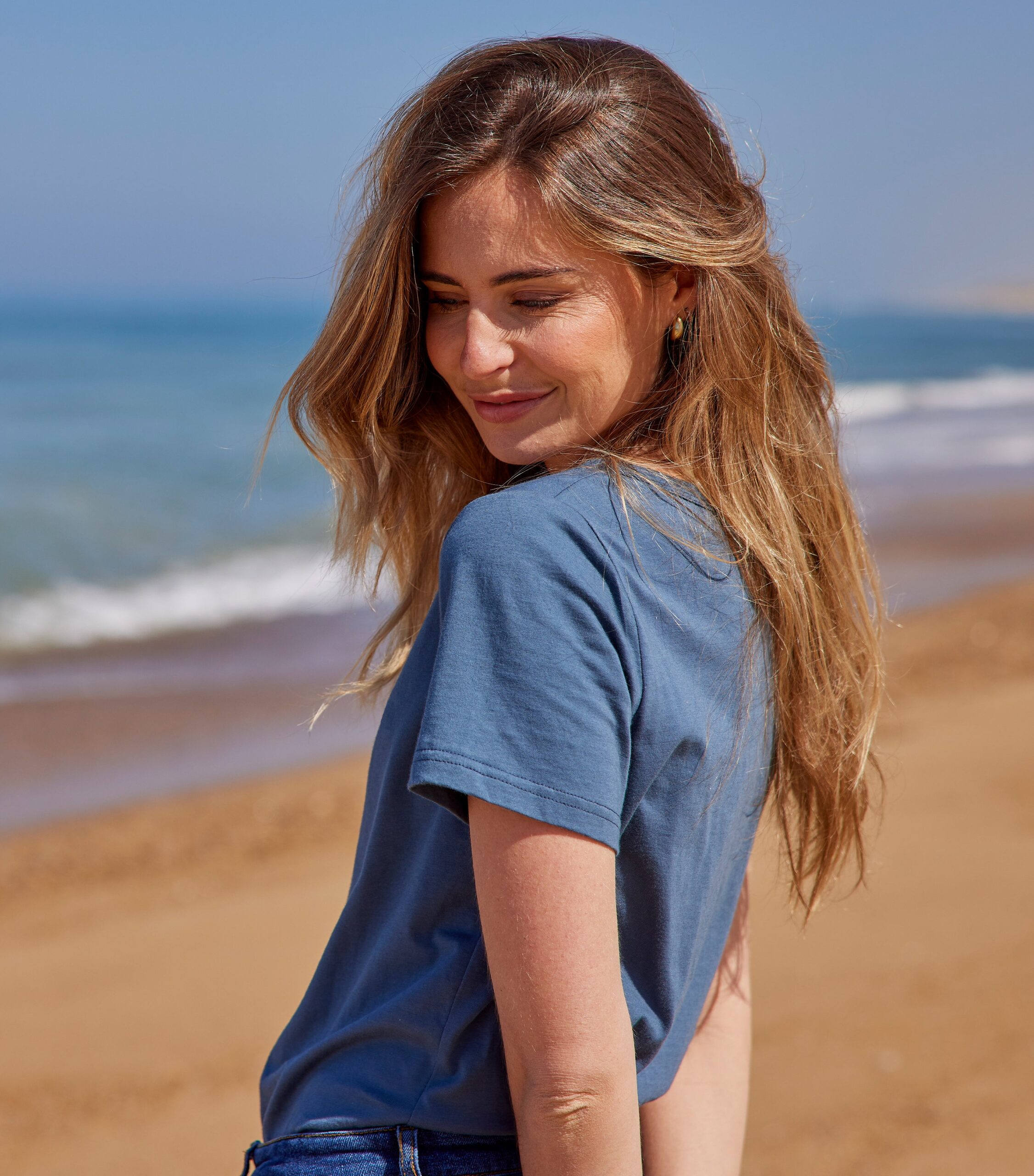 Colote – Women's Azure V-Neck T-Shirt - Image 3